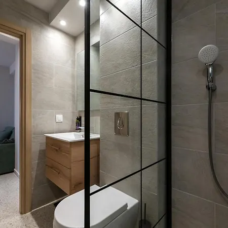 Asklipiou Cube - Mediterranean Каламата