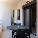 Asklipiou Cube - Mediterranean Daire Kalamata