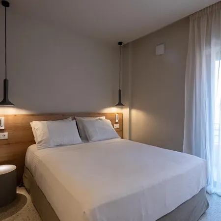 Asklipiou Cube - Mediterranean Kalamata