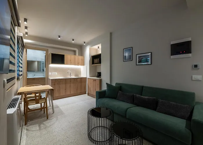 Asklipiou Cube - Mediterranean